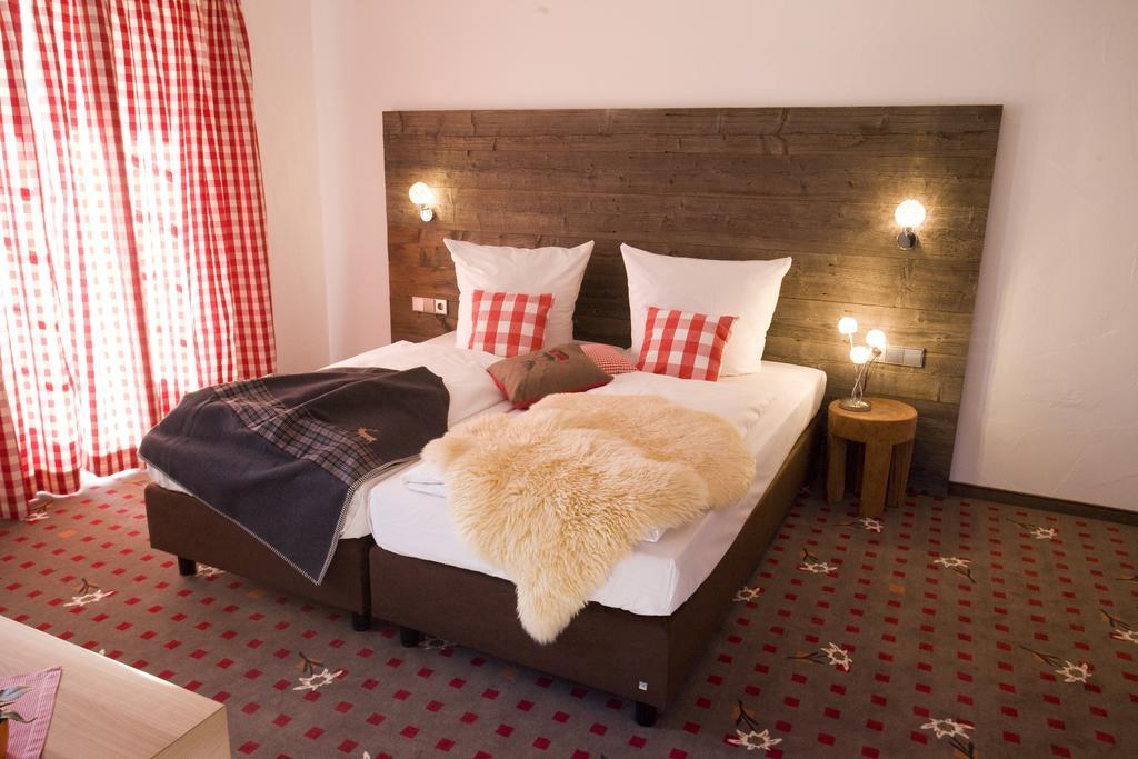 Alpin Lifestyle Hotel Loewen & Strauss Oberstdorf Luaran gambar